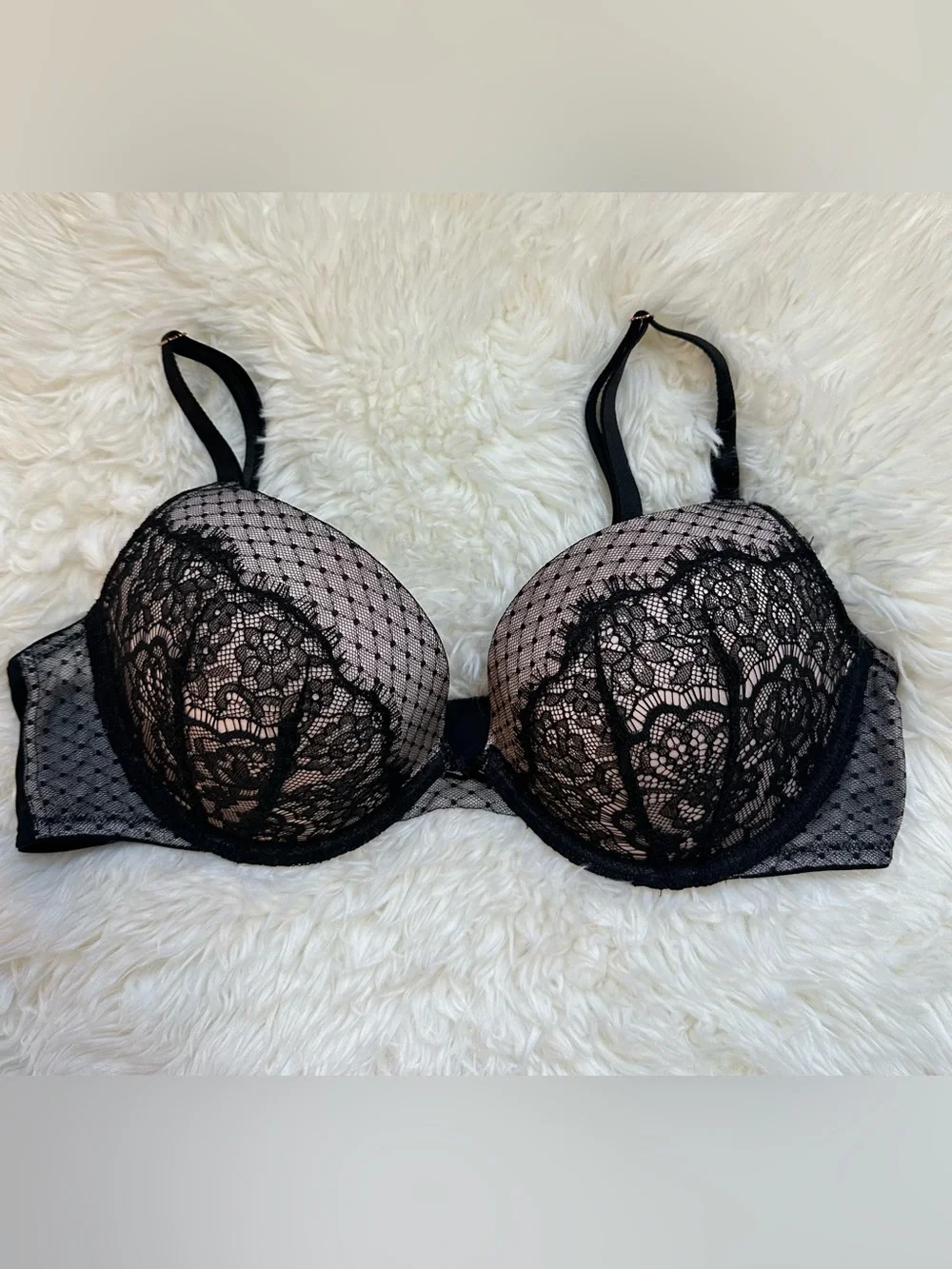 NWOT Victoria's Secret Dream Angels Push Up Bra 36C Black Lace Nude